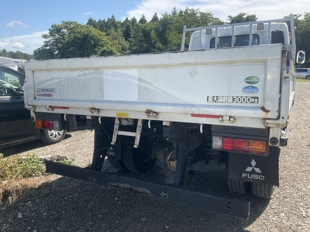MITSUBISHI CANTER 2016