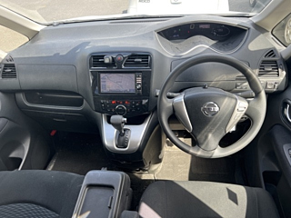 NISSAN SERENA 2012