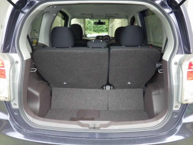 TOYOTA SPADE 2013