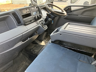 MITSUBISHI CANTER 2011
