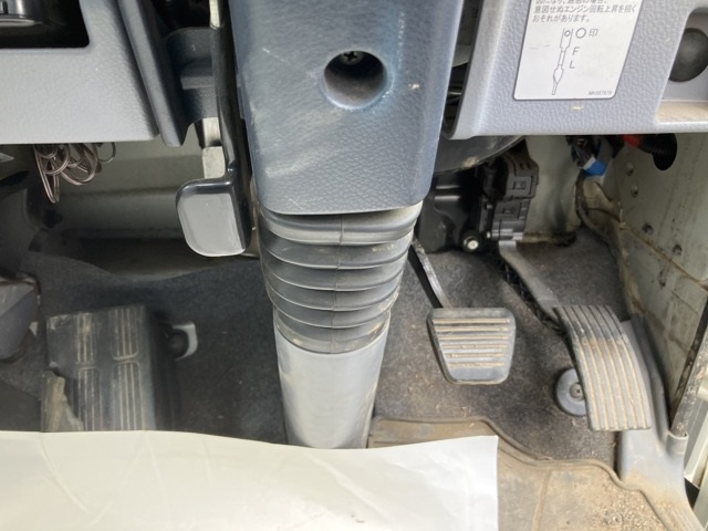 MITSUBISHI CANTER 2016