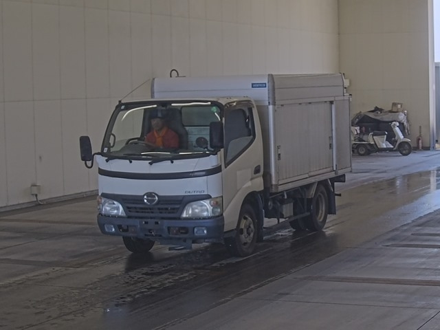 HINO DUTRO 2009