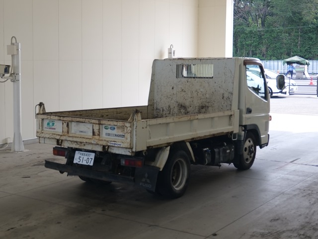 MITSUBISHI CANTER 2011