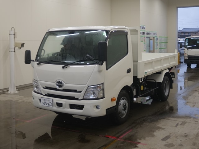 HINO DUTRO 2025