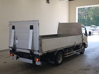 HINO DUTRO 2016