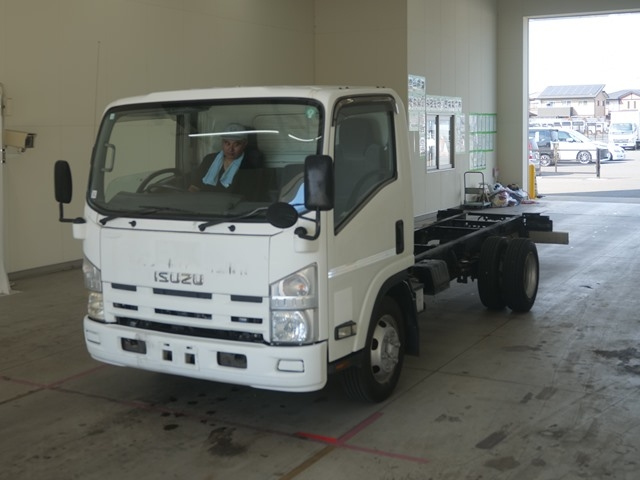 ISUZU ELF 2009