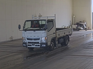 MITSUBISHI CANTER 2020