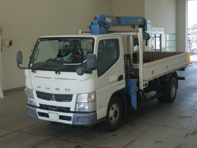 MITSUBISHI CANTER 2011