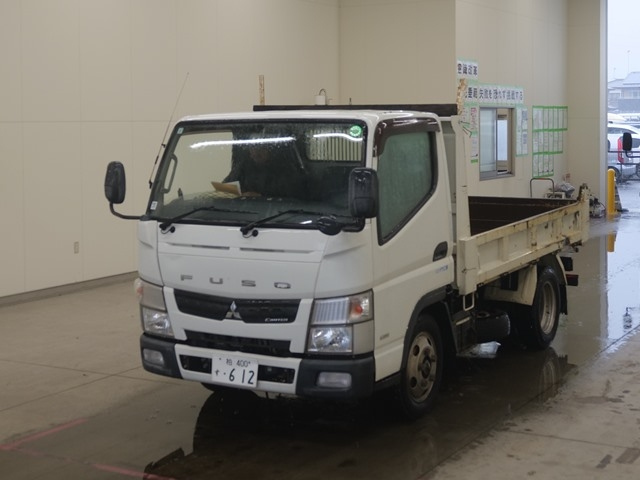 MITSUBISHI CANTER 2015