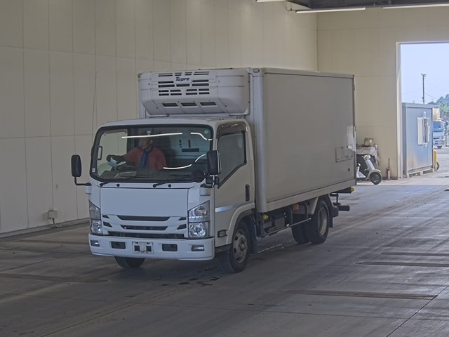 ISUZU ELF 2019