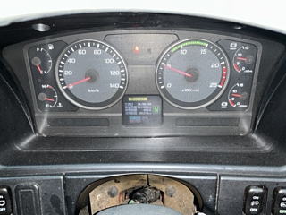MITSUBISHI SUPER GREAT 2010