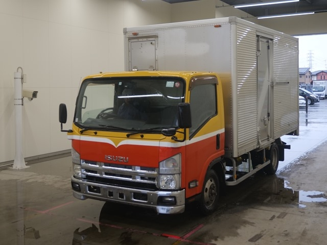 ISUZU ELF 2013