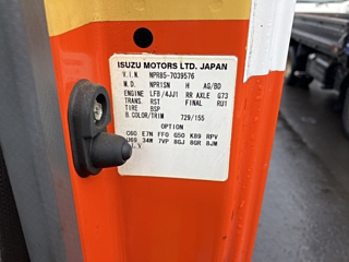 ISUZU ELF 2013