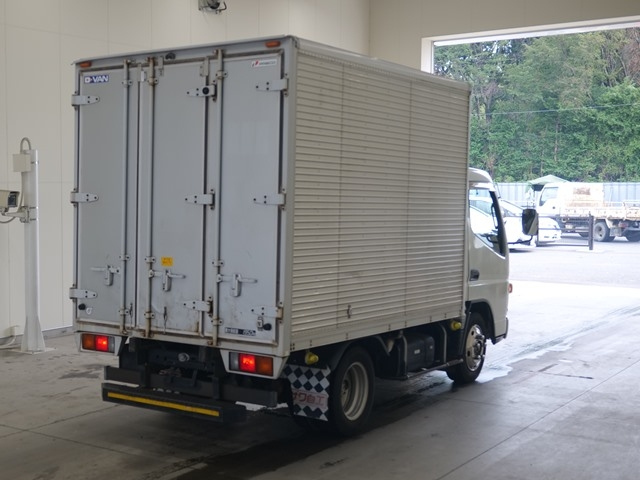 MITSUBISHI CANTER 2009