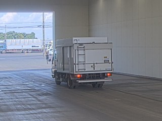 ISUZU ELF 2015