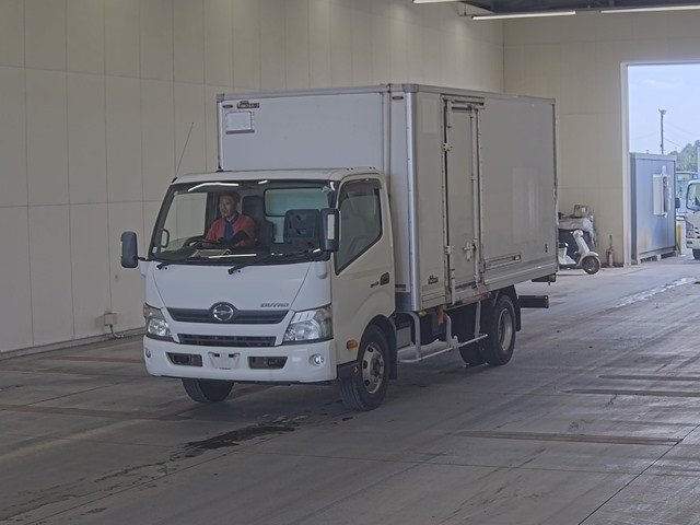 HINO DUTRO 2014