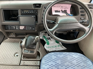 MITSUBISHI ROSA 2013