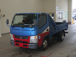 MITSUBISHI CANTER 2015