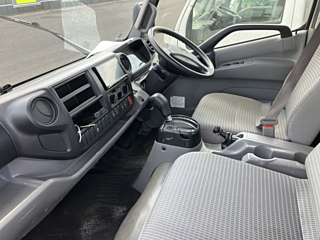 HINO DUTRO 2017