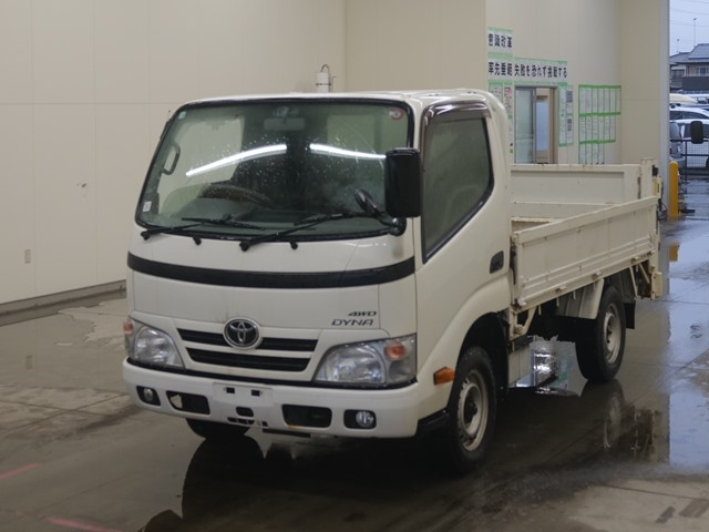 TOYOTA DYNA 2015