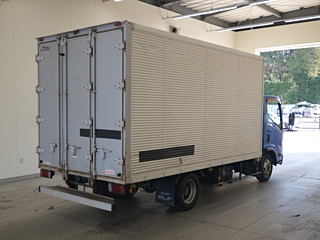 ISUZU ELF 2011