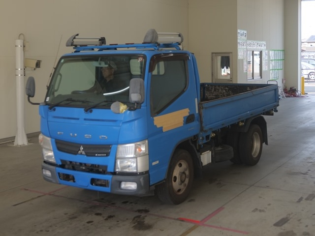 MITSUBISHI CANTER 2013