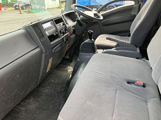 ISUZU ELF 2011