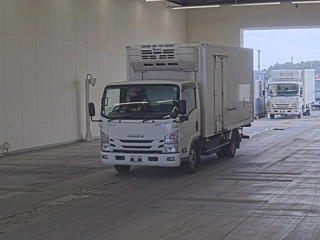 ISUZU ELF 2020