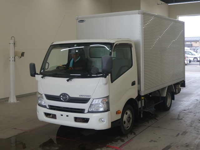 HINO DUTRO 2011