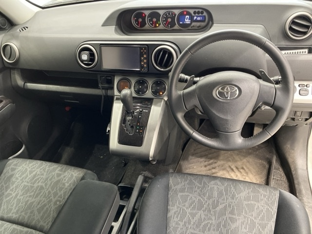 TOYOTA COROLLA RUMION 2012