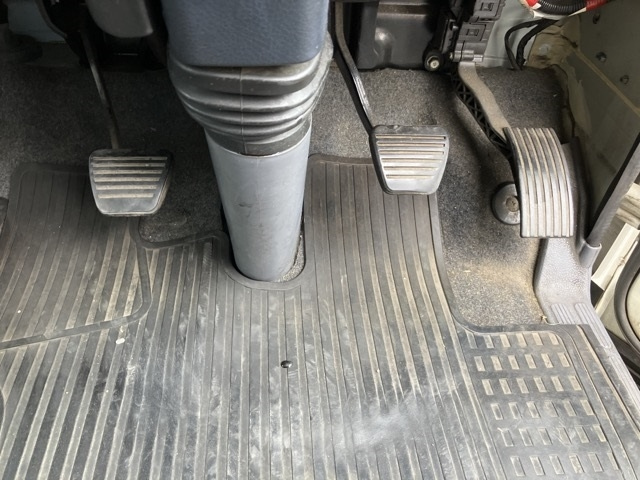 MITSUBISHI CANTER 2014