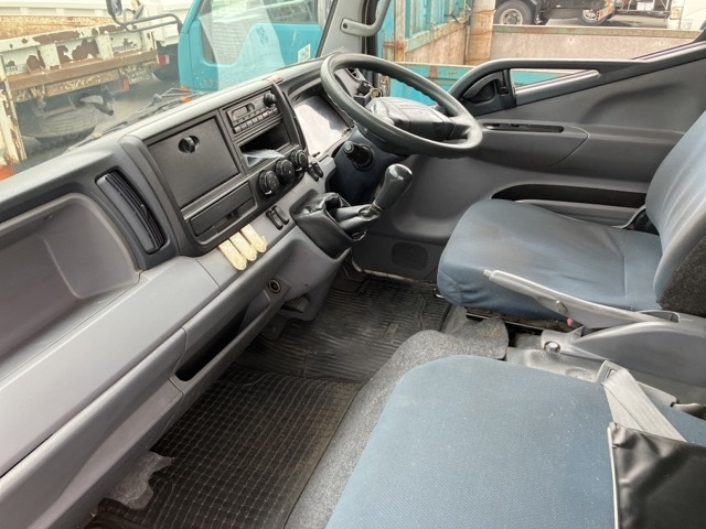 MITSUBISHI CANTER 2014