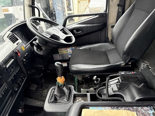 MITSUBISHI FUSO FIGHTER 2021