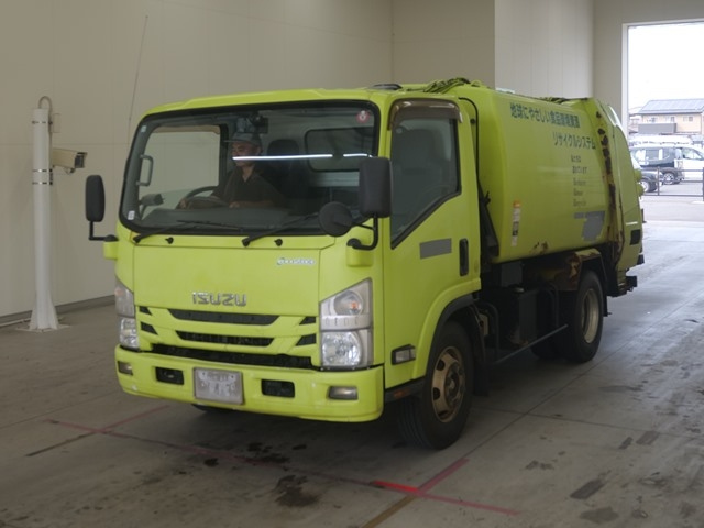 ISUZU ELF 2015