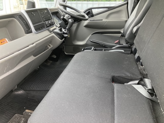 MITSUBISHI CANTER 2019