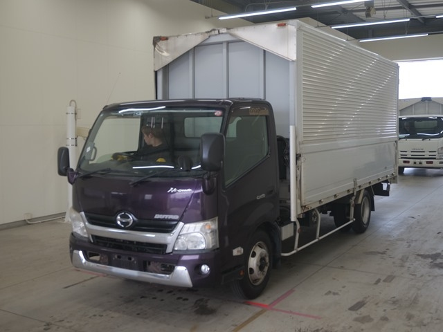 HINO DUTRO 2014