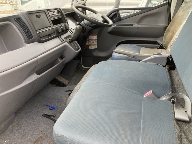 MITSUBISHI CANTER 2012