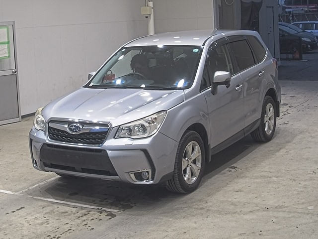 SUBARU FORESTER 2014