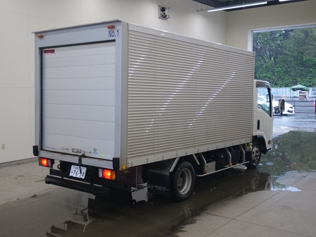 ISUZU ELF 2015