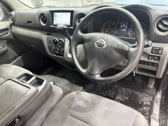 NISSAN CARAVAN VAN 2021