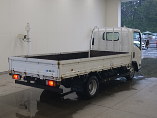 ISUZU ELF 2011