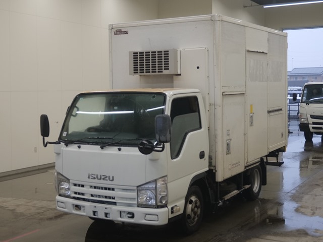 ISUZU ELF 2010