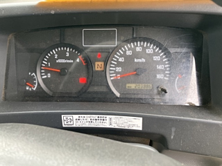 ISUZU ELF 2011