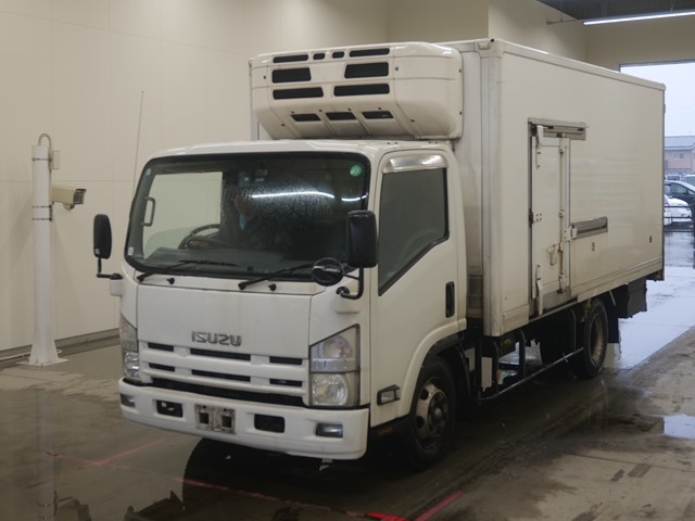 ISUZU ELF 2011