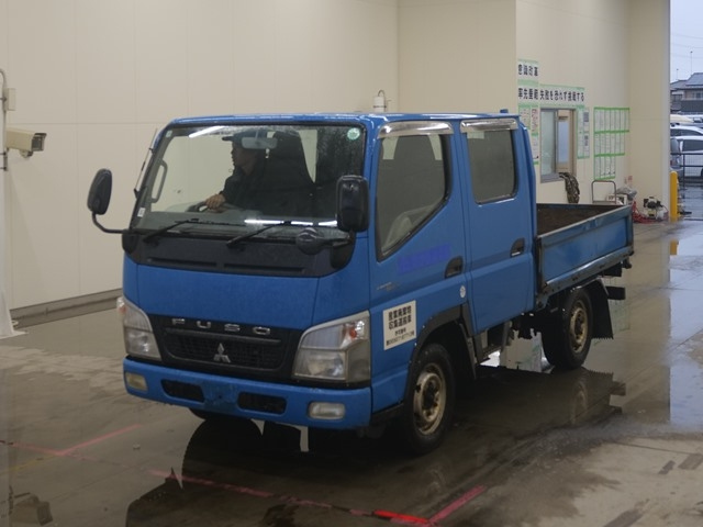 MITSUBISHI CANTER 2011