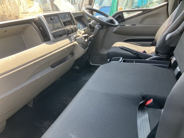 MITSUBISHI CANTER 2017