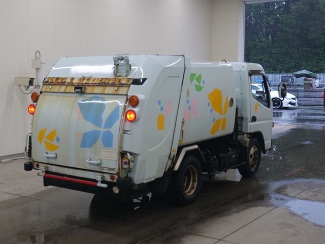 MITSUBISHI CANTER 2014