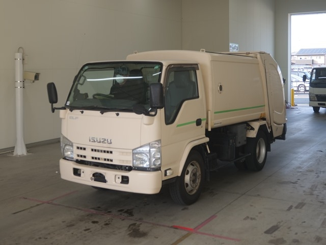 ISUZU ELF 2012