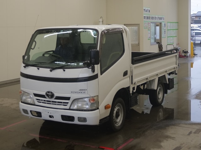 TOYOTA TOYOACE 2009