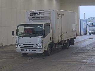 ISUZU ELF 2021